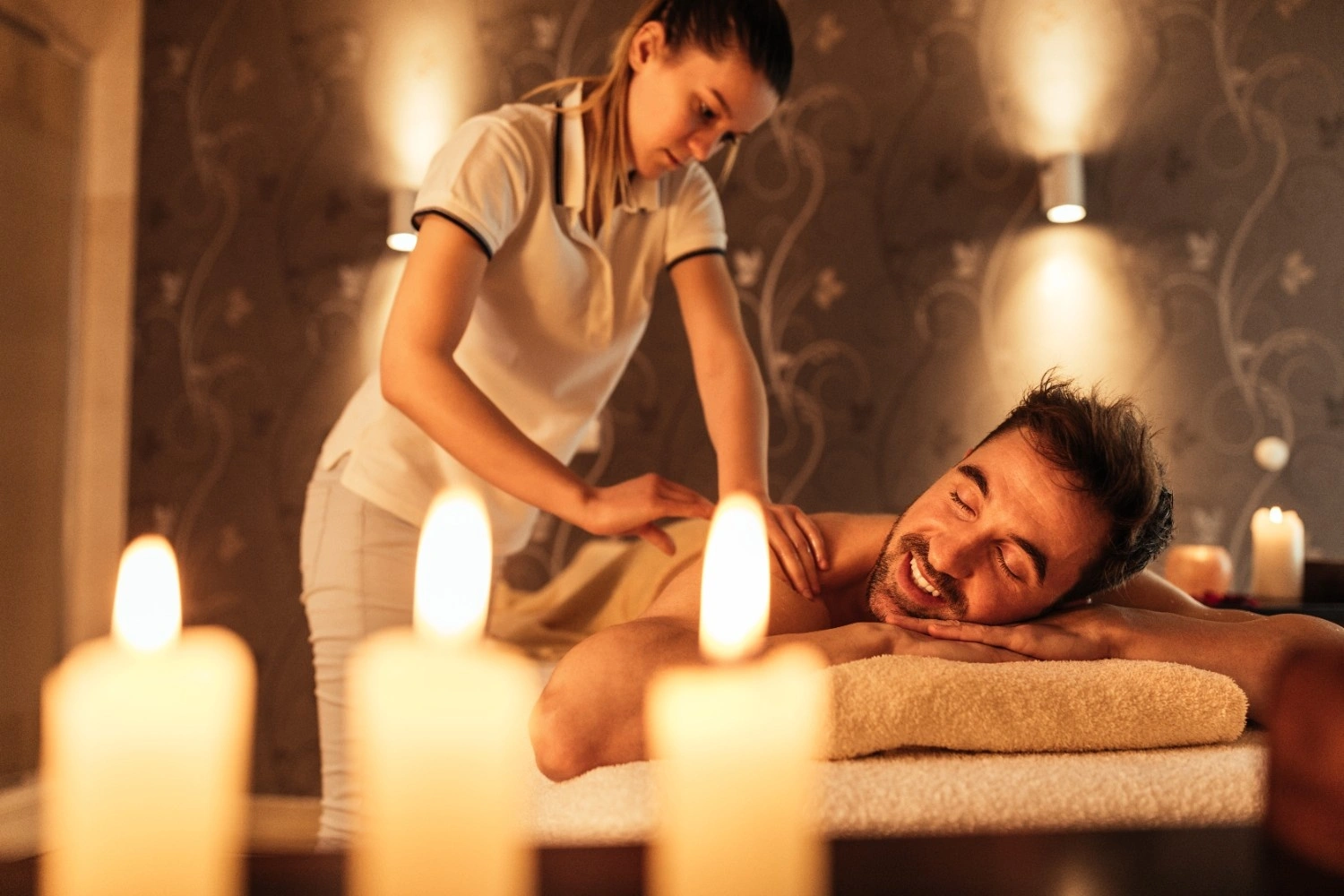 aurax home massage dubai